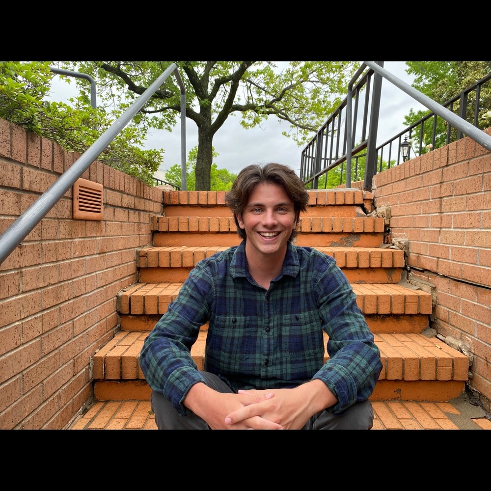 Meet your Posher, Cameron